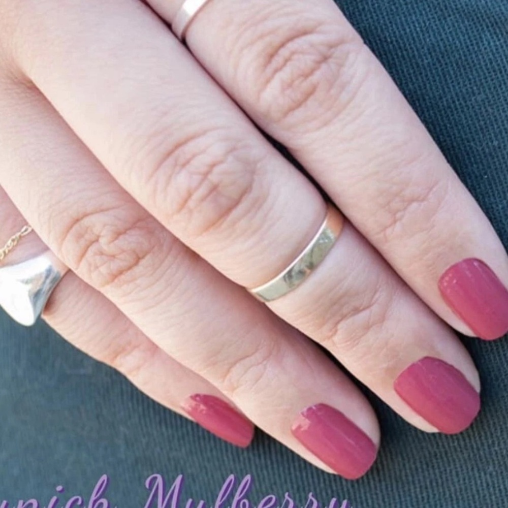 *Retired* Color Street: Munich Mulberry | Berry Red Fall Solid Classic Winter - Picture 9 of 12